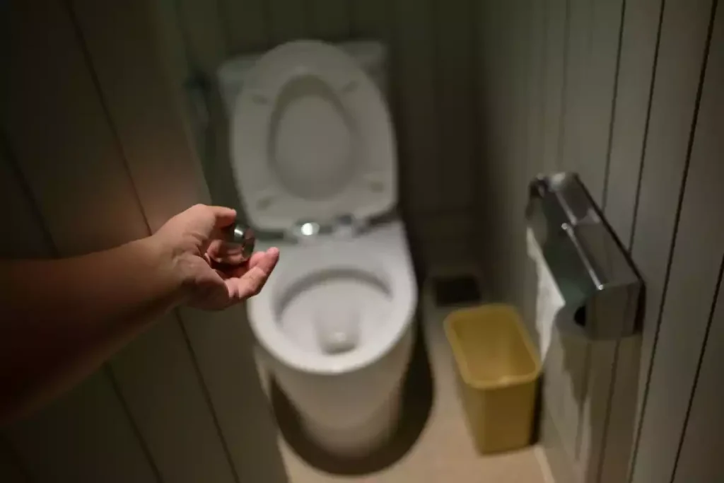 odeur ammoniaque dans salle de bain