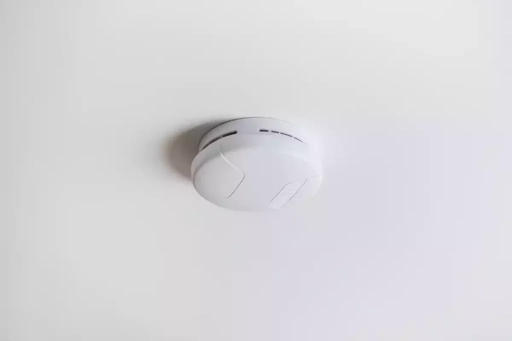 a quelle hauteur mettre un detecteur de monoxyde de carbone