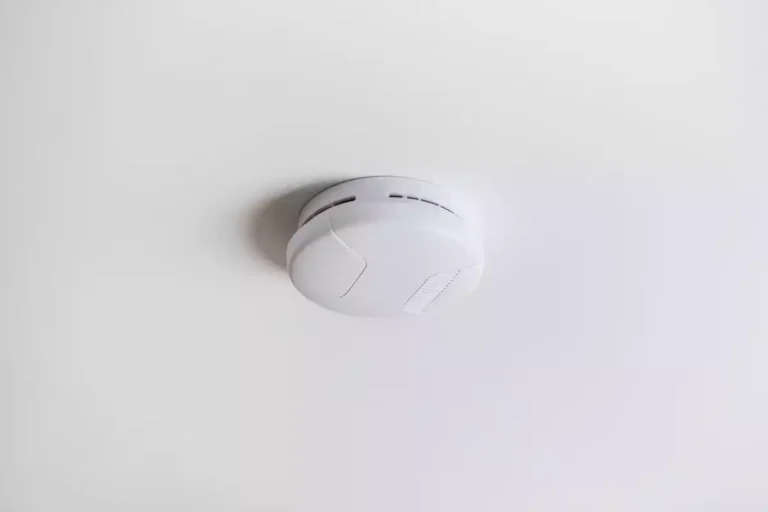 a quelle hauteur mettre un detecteur de monoxyde de carbone