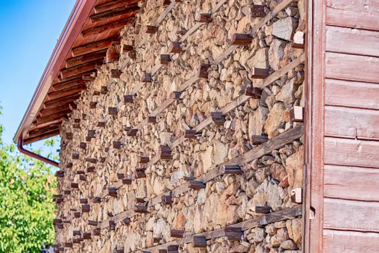 isolation extérieur finition pierre