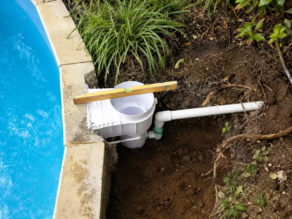 Comment réparer un skimmer de piscine fissuré ?