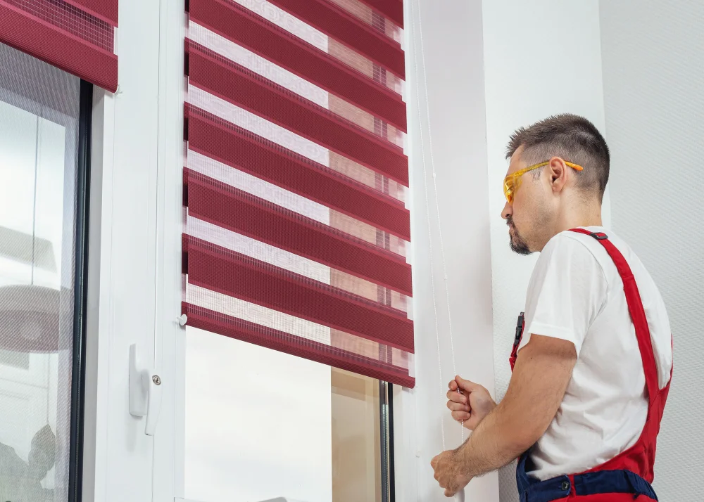 Comment nettoyer un store jour nuit sans l’abîmer ?