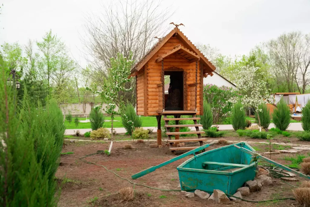 Sur quelles bases installer un abri de jardin sans se tromper ?